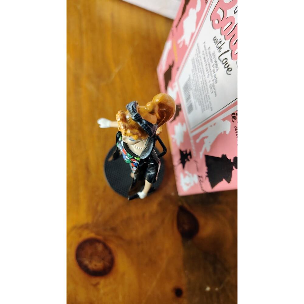 From Barbie with Love By Enesco NEW Easter Parade 1993 Figurine - Picture 6 of 8